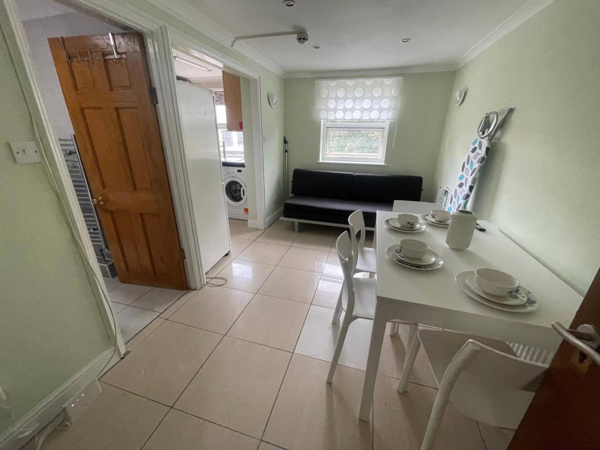 Entire 3 Bedroom Home - Minutes To Emirates Stadium! Лондон Екстер'єр фото